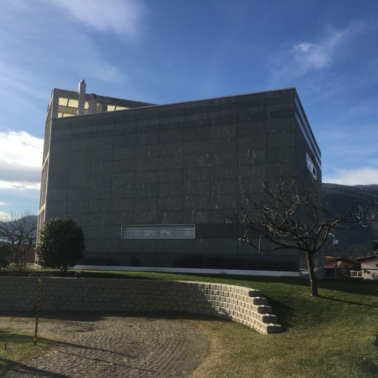 Neubau: Einfamilienhaus in Comano - Tessin